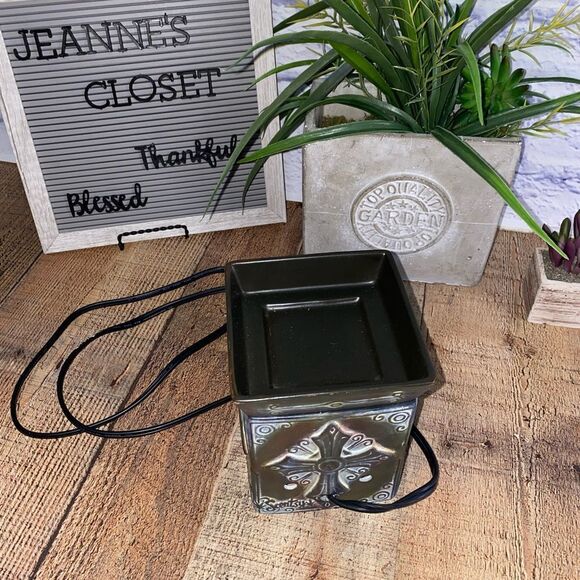 Scentsy DSW-HOPE Cross Full Size Wax Warmer - Picture 3 of 16